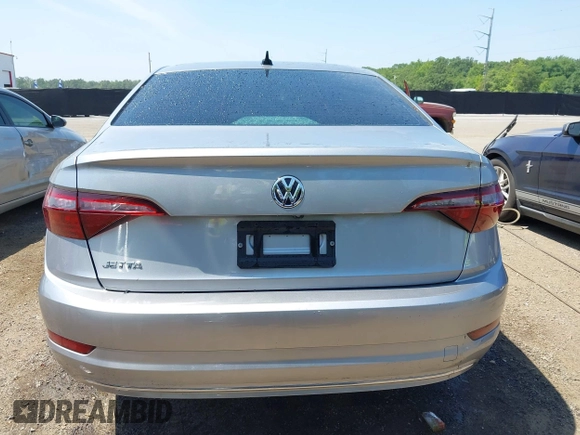 2021 Volkswagen Jetta S with VIN 3VWC57BU4MM083018, listed as a IAAI auction lot 42480431 with 52,824 mi miles and . Bid and sale history available at DreamBid. Image 16.