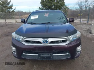 2012 Toyota Highlander Limited с VIN JTEDC3EH2C2009201, выставлен на аукционе IAAI как лот 41686684 с пробегом 186 405 миль миль и . История ставок и продаж доступна на DreamBid. Изображение 12.