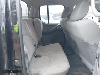 2015 Nissan Frontier SV with VIN 1N6AD0EV1FN766745, listed as a IAAI auction lot 41553521 with 107,919 mi miles. Bid and sale history available at carsss.com. Image 8.
