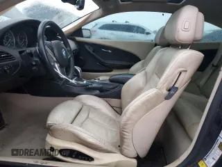 2008 BMW 6 Series 650i z VIN WBAEA53518CV90157, wystawiony jako Copart lot #82015684 z przebiegiem 170 898 mil mil oraz Czysty tytuł • Clean title. Historia ofert i sprzedaży dostępna na DreamBid. Obrazek 7.
