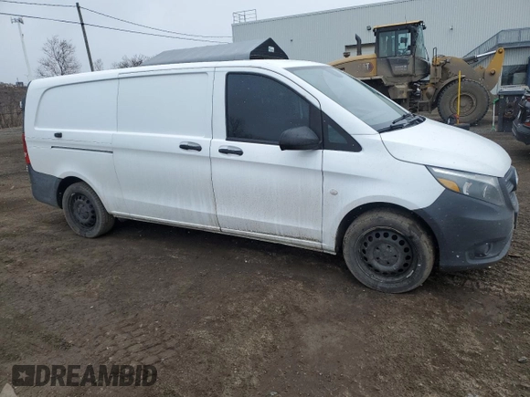 2018 Mercedes-Benz Metris Cargo with VIN WD3BG3EA4J3384348, listed as a Copart auction lot 53571235 with 210,492 mi miles and Salvage Title. Bid and sale history available at carsss.com. Image 4.