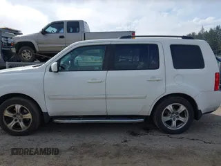 2013 Honda Pilot EX-L with VIN 5FNYF4H68DB036950, listed as a IAAI auction lot 41877107 with 178,435 mi miles and . Bid and sale history available at carsss.com. Image 14.