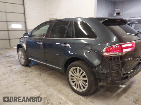 2013 Lincoln MKX with VIN 2LMDJ8JK2DBL18834, listed as a IAAI auction lot 41898580 with 147,543 mi miles and . Bid and sale history available at DreamBid. Image 3.