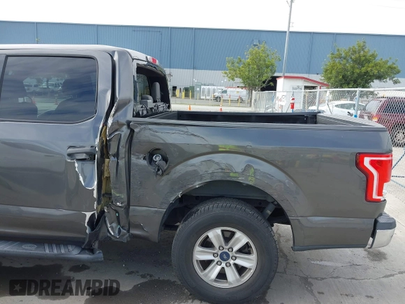 2016 Ford F-150 XL with VIN 1FTEW1CP4GKF12703, listed as a IAAI auction lot 41722044 with 84,699 mi miles and . Bid and sale history available at carsss.com. Image 6.