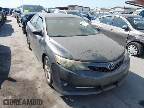 2013 Toyota Camry L with VIN 4T1BF1FK6DU655473, listed as a IAAI auction lot 42018906 with 185,374 mi miles. Bid and sale history available at carsss.com. Image 1.