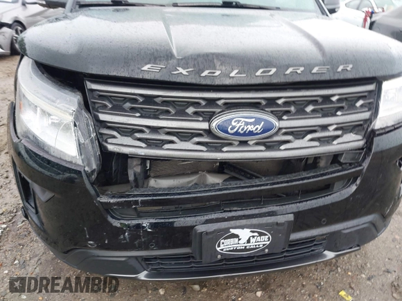 2018 Ford Explorer XLT z VIN 1FM5K7D87JGA56109, wystawiony jako IAAI lot #42423403 z przebiegiem 80 082 mil mil oraz . Historia ofert i sprzedaży dostępna na DreamBid. Obrazek 6.