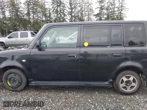 2005 Scion xB z VIN JTLKT324954021760, wystawiony jako IAAI lot #42125087 z przebiegiem 414 129 mil mil oraz . Historia ofert i sprzedaży dostępna na DreamBid. Obrazek 15.