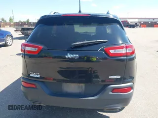 2016 Jeep Cherokee Latitude с VIN 1C4PJMCS0GW154652, выставлен на аукционе IAAI как лот 42466752 с пробегом 195 111 миль миль и . История ставок и продаж доступна на DreamBid. Изображение 16.