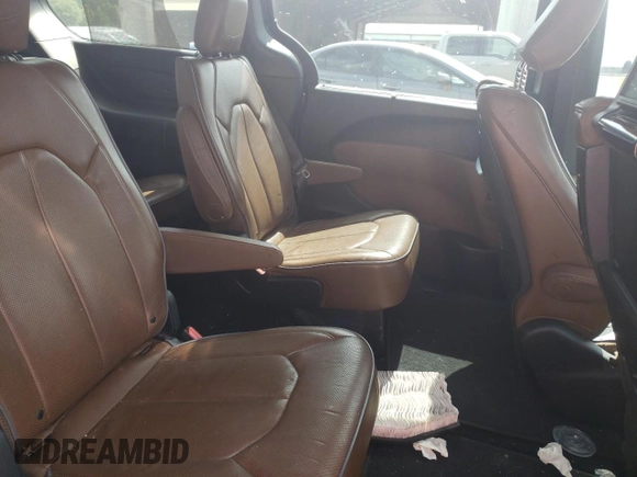 2017 Chrysler Pacifica Limited with VIN 2C4RC1GGXHR644646, listed as a Copart auction lot 63326395 with 85,700 mi miles and Salvage title. Bid and sale history available at DreamBid. Image 10.