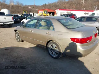 2005 Honda Accord EX-L z VIN 1HGCM56805A004371, wystawiony jako IAAI lot #41789900 z przebiegiem Nie podano mil oraz . Historia ofert i sprzedaży dostępna na DreamBid. Obrazek 3.