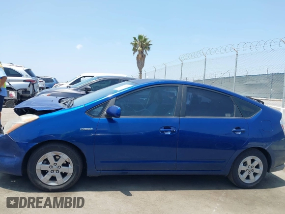 2008 Toyota Prius with VIN JTDKB20U187798545, listed as a IAAI auction lot 42565598 with 177,381 mi miles and . Bid and sale history available at DreamBid. Image 14.