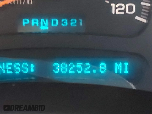 2004 Chevrolet Tahoe LS with VIN 1GNEC13TX4R300419, listed as a IAAI auction lot 41848279 with 38,252 mi miles. Bid and sale history available at carsss.com. Image 16.