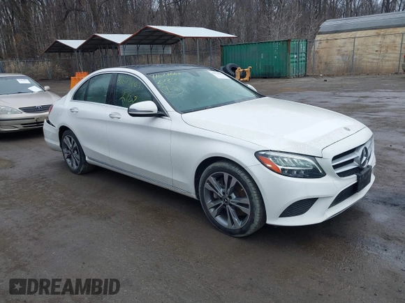 2019 Mercedes-Benz C 300 with VIN 55SWF8EB1KU293427, listed as a IAAI auction lot 41673663 with 61,295 mi miles and . Bid and sale history available at carsss.com. Image 1.