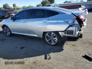 2018 Honda Clarity Plug-In Hybrid with VIN JHMZC5F1XJC012103, listed as a Copart auction lot 76360524 with 90,695 mi miles and Salvage Title. Bid and sale history available at carsss.com. Image 2.