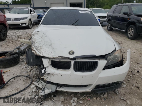 2007 BMW 3 Series 335i z VIN WBAVB73537PA85241, wystawiony jako Copart lot #57477645 z przebiegiem Nie podano mil oraz Czysty tytuł • Clean title. Historia ofert i sprzedaży dostępna na DreamBid. Obrazek 5.