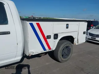 2016 Ram 2500 Tradesman с VIN 3C7WR4AJ8GG191366, выставлен на аукционе IAAI как лот 42611231 с пробегом 83 410 миль миль и . История ставок и продаж доступна на DreamBid. Изображение 6.