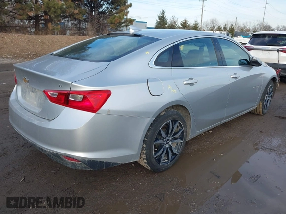 2018 Chevrolet Malibu LT with VIN 1G1ZD5ST6JF292504, listed as a IAAI auction lot 41505655 with 95,739 mi miles and . Bid and sale history available at carsss.com. Image 4.