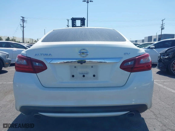 2018 Nissan Altima 2.5 SV with VIN 1N4AL3AP4JC186544, listed as a IAAI auction lot 41892390 with 113,384 mi miles. Bid and sale history available at carsss.com. Image 17.