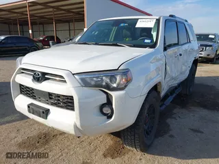 2022 Toyota 4Runner SR5 Premium with VIN JTENU5JR2N5990806, listed as a IAAI auction lot 41012517 with 67,029 mi miles. Bid and sale history available at carsss.com. Image 18.