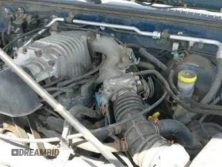 2001 Nissan Frontier SVE z VIN 1N6MD26Y51C342250, wystawiony jako IAAI lot #42158481 z przebiegiem 107 480 mil mil oraz . Historia ofert i sprzedaży dostępna na DreamBid. Obrazek 12.