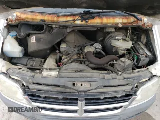 2006 Dodge Sprinter with VIN WD0PD644865963590, listed as a Copart auction lot 48614595 with 141,842 mi miles and Clean Title. Bid and sale history available at DreamBid. Image 12.