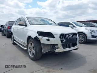 2014 Audi Q7 Premium Plus with VIN WA1LMAFE5ED019003, listed as a IAAI auction lot 42031990 with 131,904 mi miles and . Bid and sale history available at DreamBid. Image 1.