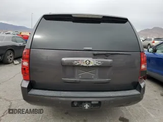 2011 Chevrolet Suburban LS with VIN 1GNSCHE06BR137070, listed as a Copart auction lot 48059975 with 264,581 mi miles and Clean Title. Bid and sale history available at carsss.com. Image 6.