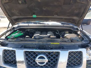 2006 Nissan Titan LE z VIN 1N6AA07B46N530408, wystawiony jako IAAI lot #41381403 z przebiegiem 259 376 mil mil oraz . Historia ofert i sprzedaży dostępna na DreamBid. Obrazek 10.