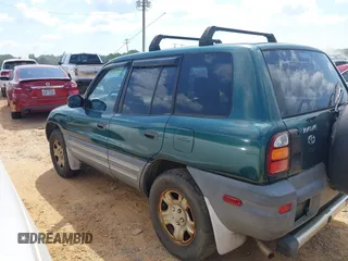 1998 Toyota RAV4 with VIN JT3HP10V5W7089021, listed as a IAAI auction lot 42739970 with 198,329 mi miles and . Bid and sale history available at DreamBid. Image 3.