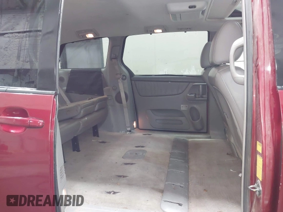 2009 Toyota Sienna XLE with VIN 5TDBK22C79S022576, listed as a IAAI auction lot 42064187 with 135,877 mi miles and . Bid and sale history available at DreamBid. Image 8.