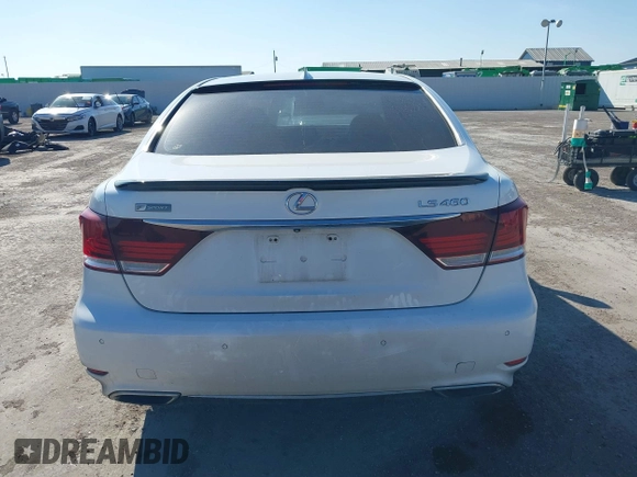 2015 Lexus LS with VIN JTHBL5EF5F5135527, listed as a IAAI auction lot 41361235 with 196,487 mi miles. Bid and sale history available at carsss.com. Image 17.