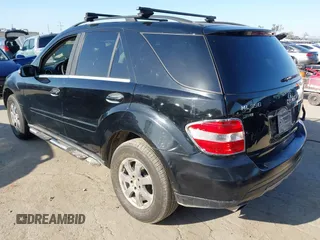 2006 Mercedes-Benz M 350 with VIN 4JGBB86E76A108201, listed as a IAAI auction lot 41955638 with 117,625 mi miles and . Bid and sale history available at DreamBid. Image 3.