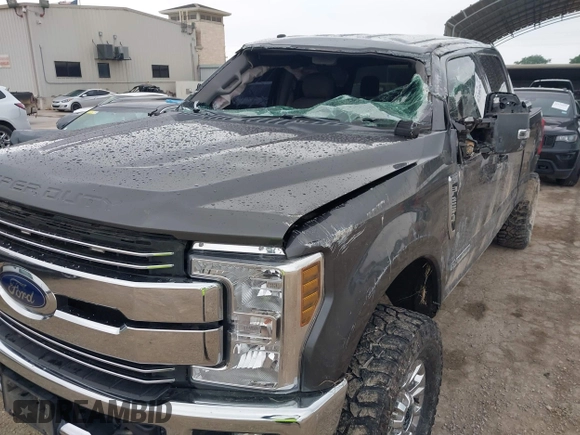 2019 Ford F-250 XL с VIN 1FT7W2BT6KEF11749, выставлен на аукционе IAAI как лот 42200362 с пробегом 148 508 миль миль и . История ставок и продаж доступна на DreamBid. Изображение 6.