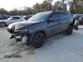 2021 Jeep Cherokee Altitude with VIN 1C4PJLLB2MD237372, listed as a Copart auction lot 47361185 with 72,229 mi miles and Salvage Title. Bid and sale history available at carsss.com. Image 1.
