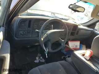 2007 Chevrolet Silverado 1500 Classic Work Truck with VIN 1GCEC19X17Z197978, listed as a Copart auction lot 88111225 with 208,819 mi miles and Salvage Title. Bid and sale history available at carsss.com. Image 8.