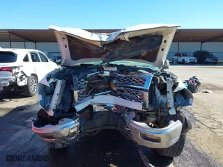 2014 Chevrolet Silverado 1500 LT with VIN 3GCUKREC6EG247979, listed as a IAAI auction lot 41590703 with 1 mi miles. Bid and sale history available at carsss.com. Image 12.