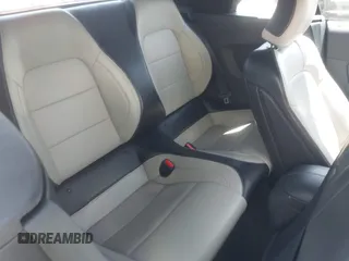 2024 Ford Mustang EcoBoost z VIN 1FAGP8UH4R5118907, wystawiony jako IAAI lot #42609174 z przebiegiem Nie podano mil oraz . Historia ofert i sprzedaży dostępna na DreamBid. Obrazek 8.