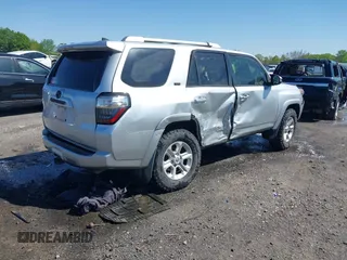 2016 Toyota 4Runner Limited with VIN JTEBU5JR7G5356283, listed as a IAAI auction lot 41962070 with 127,556 mi miles and . Bid and sale history available at DreamBid. Image 4.