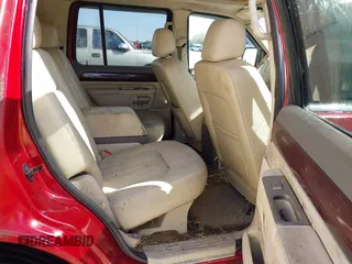 2004 Lincoln Aviator Luxury z VIN 5LMEU68H54ZJ46427, wystawiony jako IAAI lot #41908462 z przebiegiem 264 610 mil mil oraz . Historia ofert i sprzedaży dostępna na DreamBid. Obrazek 8.