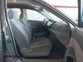 2006 Toyota Camry STD with VIN 4T1BE32K36U723879, listed as a IAAI auction lot 42007707 with 186,885 mi miles. Bid and sale history available at carsss.com. Image 5.