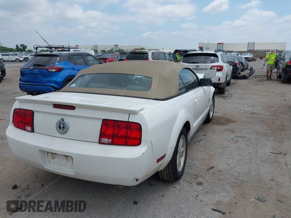 2009 Ford Mustang with VIN 1ZVHT84N595112837, listed as a IAAI auction lot 42383859 with 146,605 mi miles and . Bid and sale history available at DreamBid. Image 4.