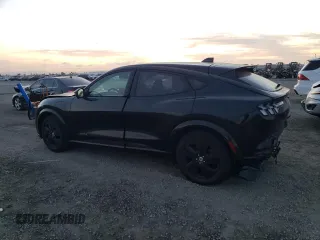 2022 Ford Mustang Mach-E California Route 1 z VIN 3FMTK2R72NMA38445, wystawiony jako Copart lot #84084384 z przebiegiem Nie podano mil oraz Szkoda całkowita • Salvage title. Historia ofert i sprzedaży dostępna na DreamBid. Obrazek 2.