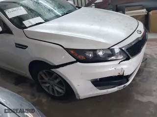 2013 Kia Optima LX with VIN KNAGM4A77D5400536, listed as a IAAI auction lot 41460372 with 84,560 mi miles. Bid and sale history available at carsss.com. Image 6.