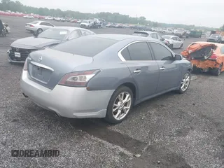 2012 Nissan Maxima SV z VIN 1N4AA5AP8CC842538, wystawiony jako IAAI lot #42270713 z przebiegiem 188 587 mil mil oraz . Historia ofert i sprzedaży dostępna na DreamBid. Obrazek 4.