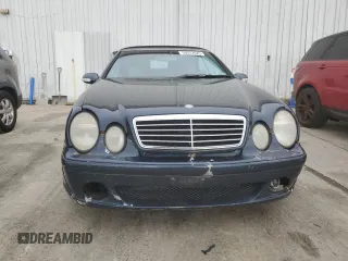 2002 Mercedes-Benz CLK with VIN WDBLK70G42T095661, listed as a Copart auction lot 50557625 with 142,157 mi miles and Clean Title. Bid and sale history available at carsss.com. Image 5.