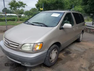 2002 Toyota Sienna LE с VIN 4T3ZF13CX2U470276, выставлен на аукционе IAAI как лот 42323468 с пробегом 206 324 миль миль и . История ставок и продаж доступна на DreamBid. Изображение 2.