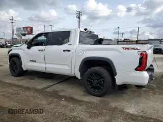 2022 Toyota Tundra Limited with VIN 5TFJA5ABXNX010225, listed as a Copart auction lot 51496985 with 28,476 mi miles and Salvage title. Bid and sale history available at DreamBid. Image 2.