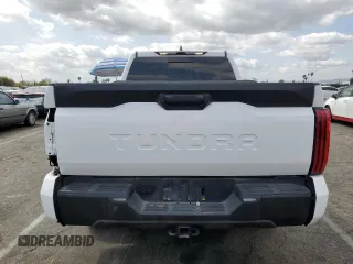 2022 Toyota Tundra SR z VIN 5TFKB5AA5NX008200, wystawiony jako Copart lot #51174545 z przebiegiem 51 898 mil mil oraz Szkoda całkowita • Salvage title. Historia ofert i sprzedaży dostępna na DreamBid. Obrazek 6.