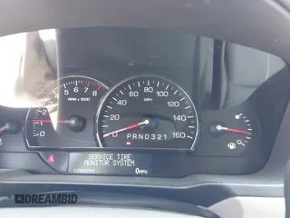 2006 Cadillac DTS 1SC z VIN 1G6KD57Y96U231893, wystawiony jako IAAI lot #42455221 z przebiegiem 135 807 mil mil oraz . Historia ofert i sprzedaży dostępna na DreamBid. Obrazek 7.