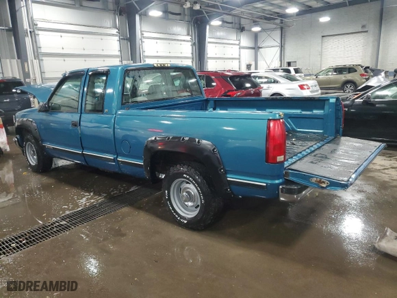 1997 Chevrolet C/K 1500 with VIN 1GCEC19WXVE216345, listed as a Copart auction lot 82008794 with 167,116 mi miles and Salvage Title. Bid and sale history available at carsss.com. Image 2.